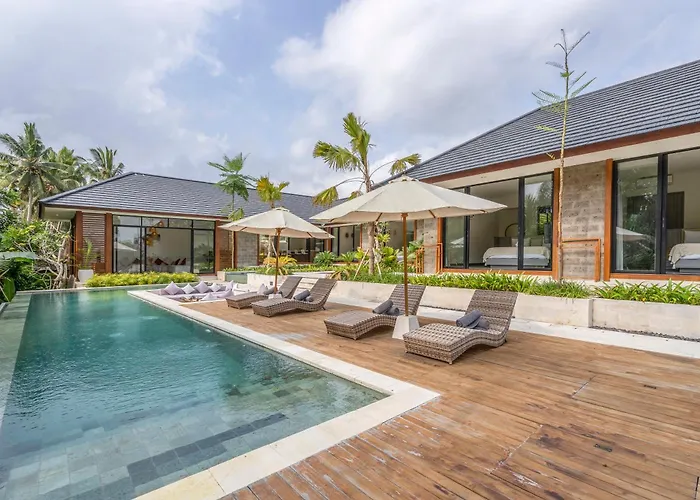 Villa The Kayu By Goro *