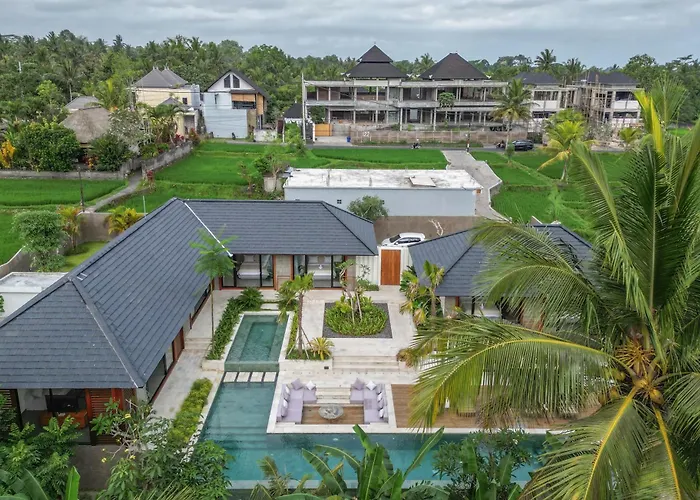 Villa The Kayu By Goro *